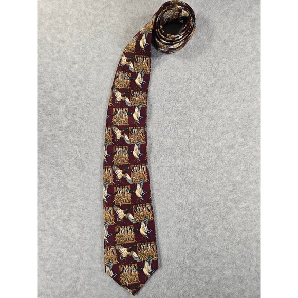 Field & Stream Mallard Duck Burgundy Silk Necktie Mens Hunting Fishing - Picture 3 of 5